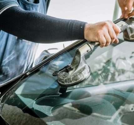 Top 5 Benefits of Prompt Windscreen Repair 